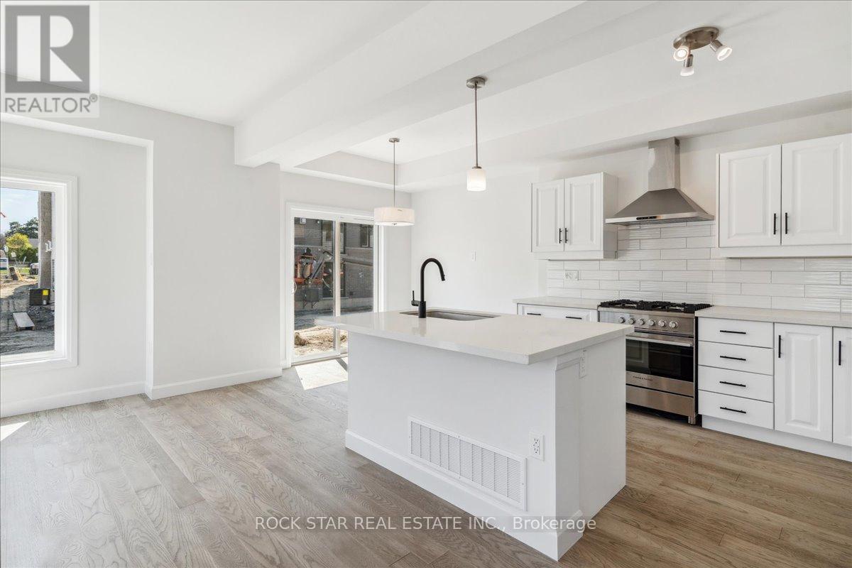 Single Family House for Sale in  SOUTHAM LANE Hamilton (Mountview) 