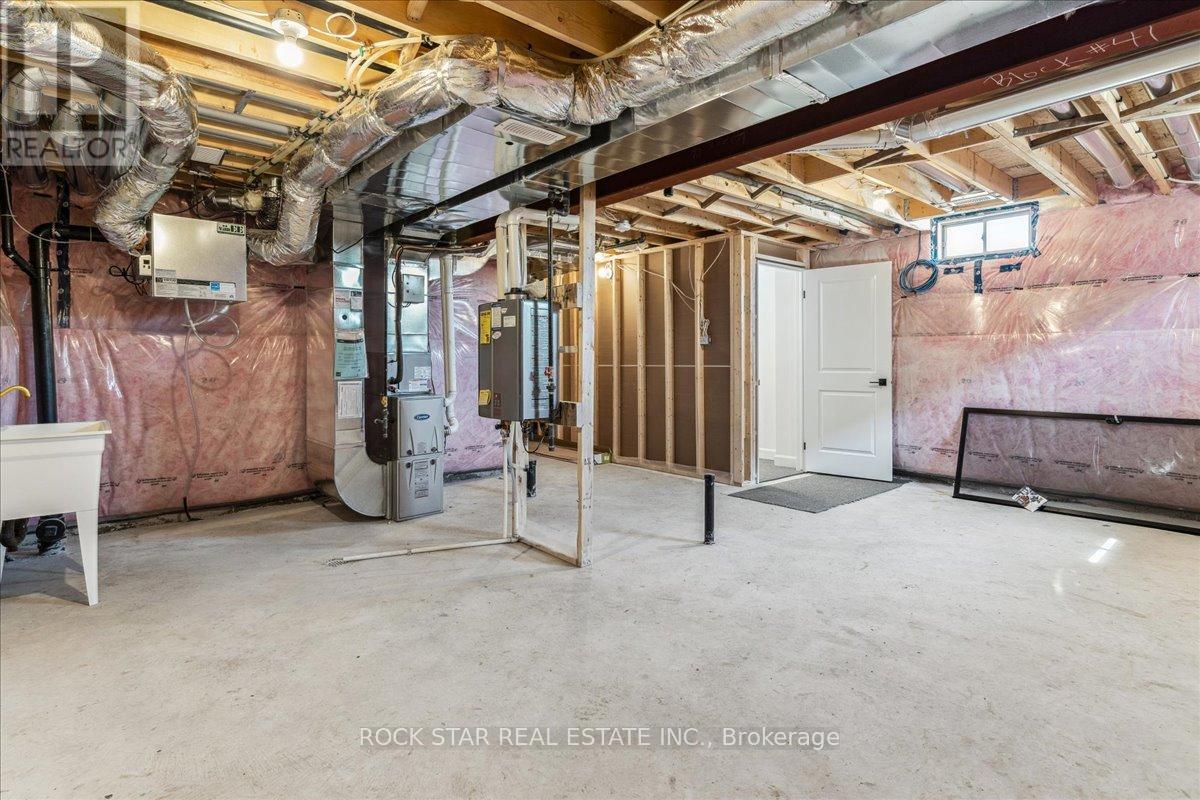 Single Family House for Sale in  SOUTHAM LANE Hamilton (Mountview) 