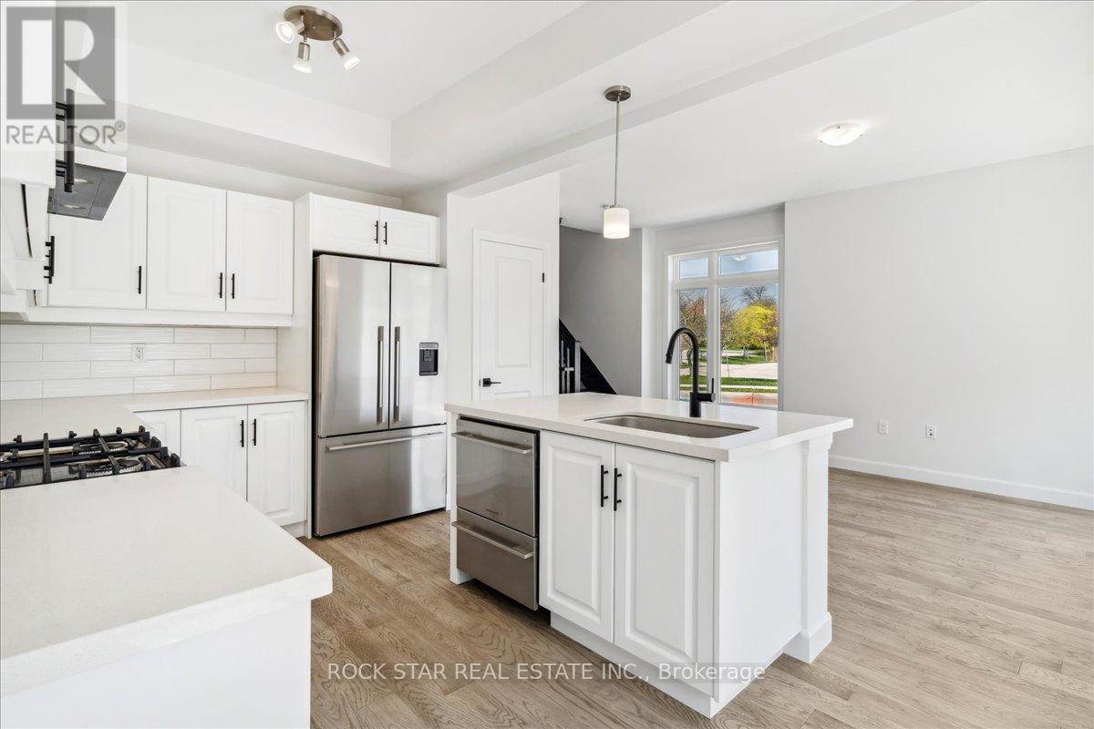 Single Family House for Sale in  SOUTHAM LANE Hamilton (Mountview) 