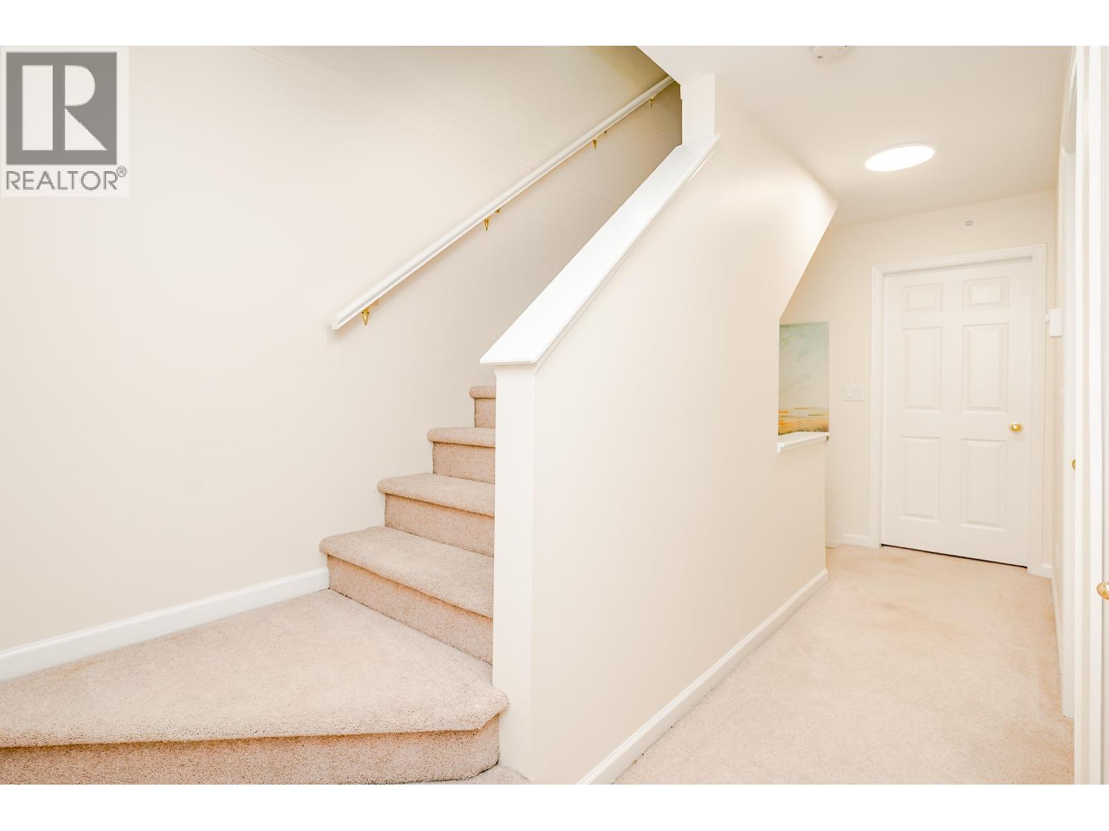 49 6588 SOUTHOAKS CRESCENT, Burnaby