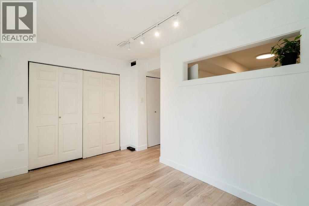 1009 CLARKE ROAD, Port Moody