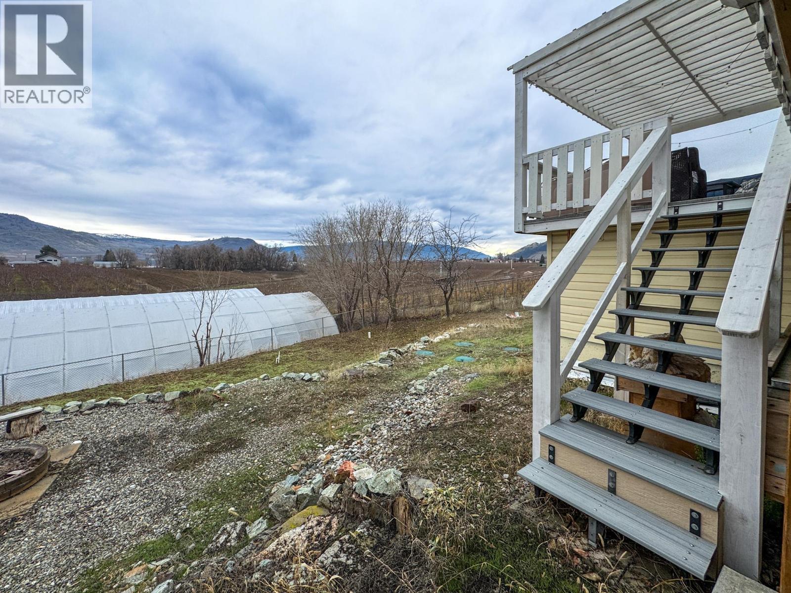 1827 97TH Street, Osoyoos