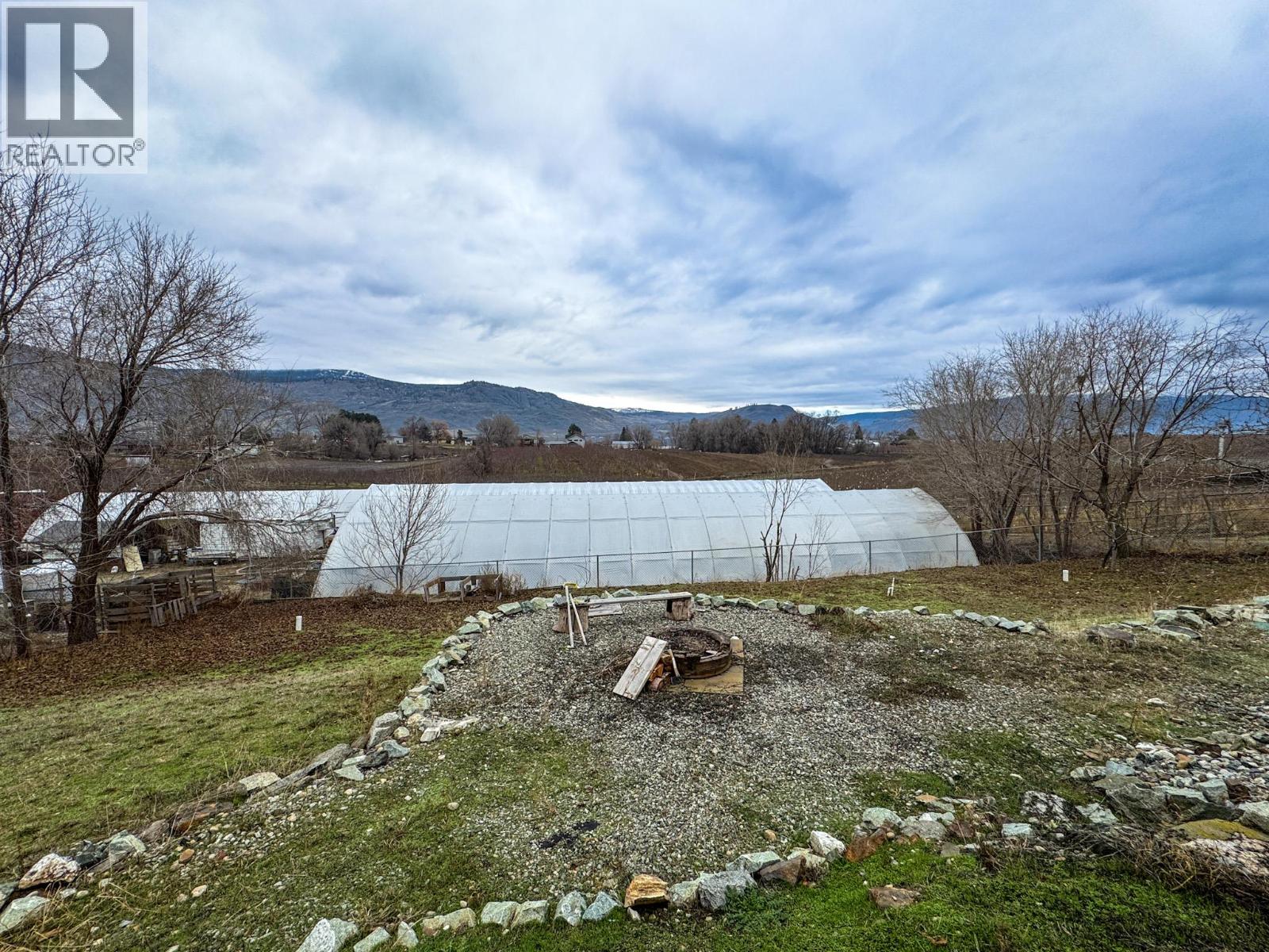 1827 97TH Street, Osoyoos