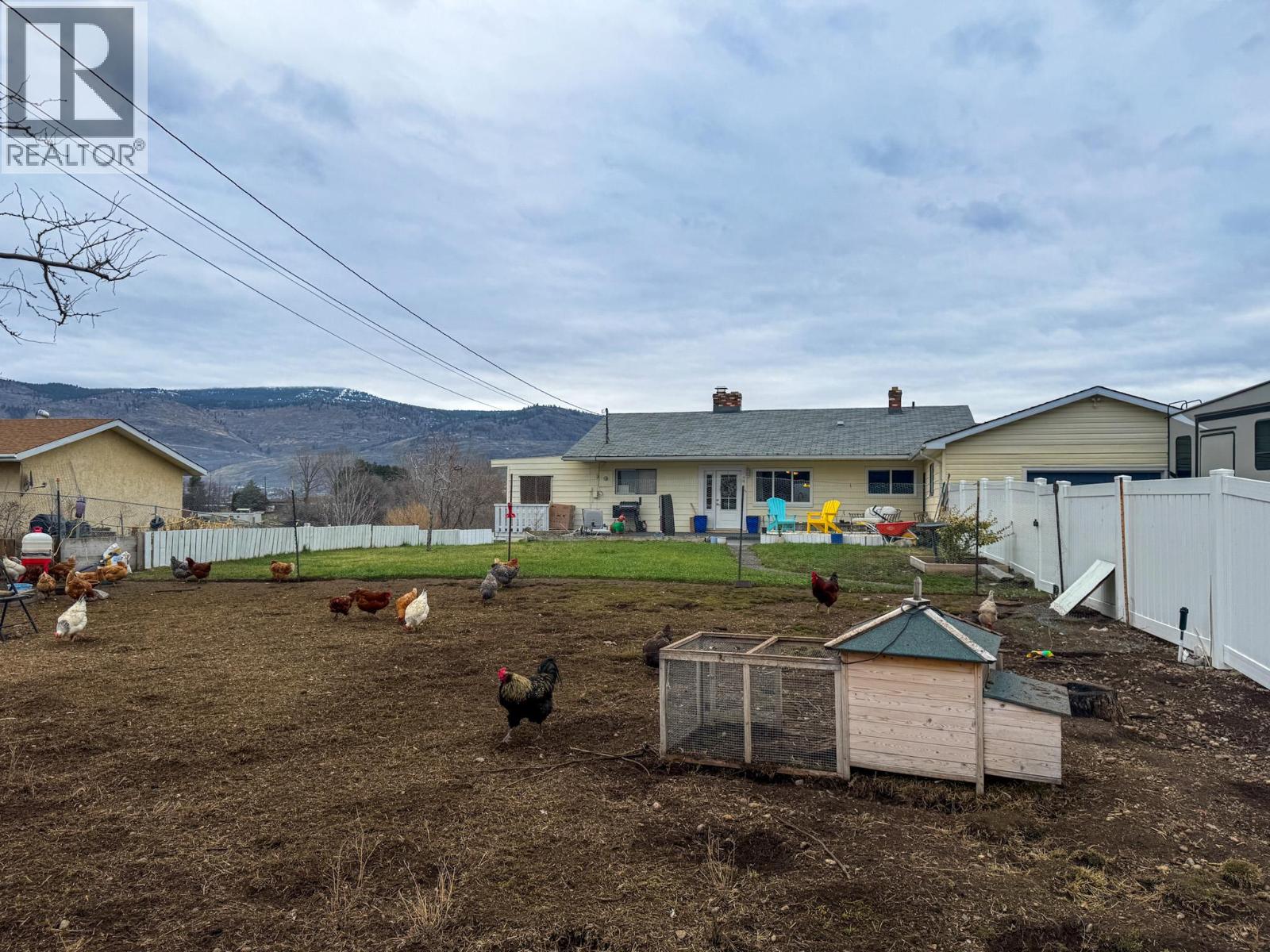 1827 97TH Street, Osoyoos