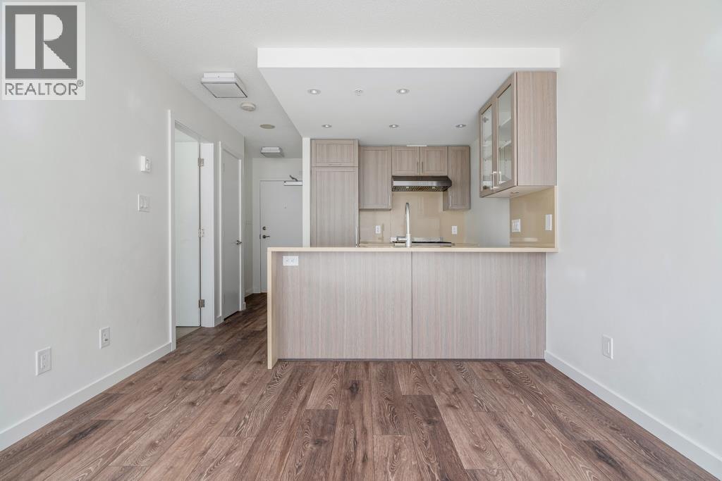 305 5665 BOUNDARY ROAD, Vancouver