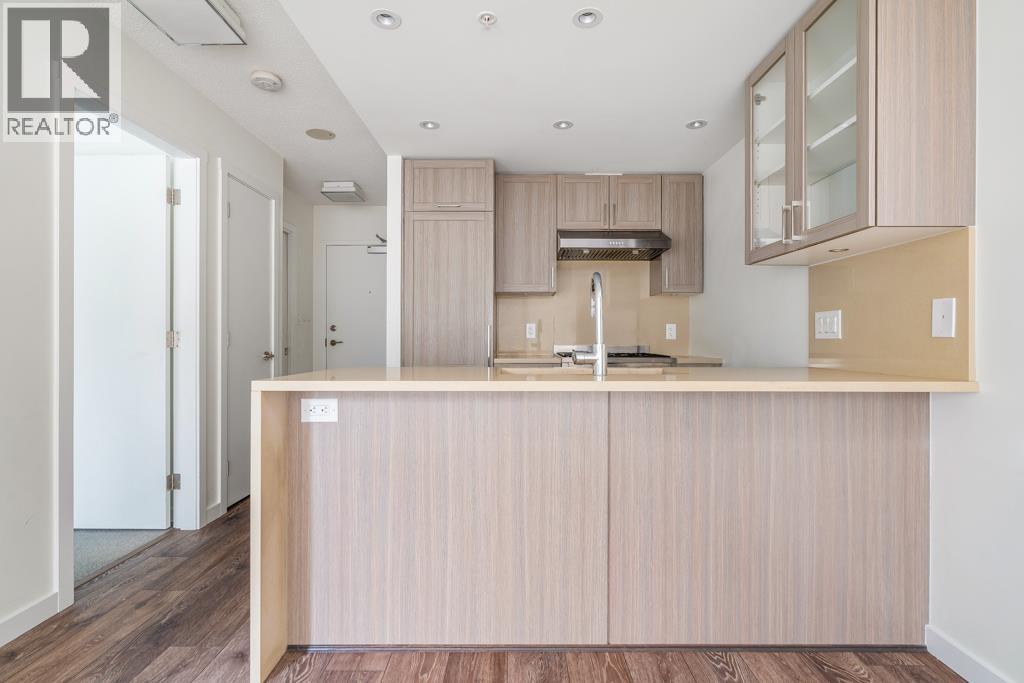 305 5665 BOUNDARY ROAD, Vancouver