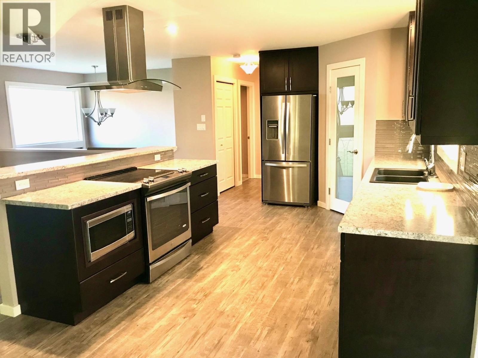 5407 W 54 AVENUE, Fort Nelson