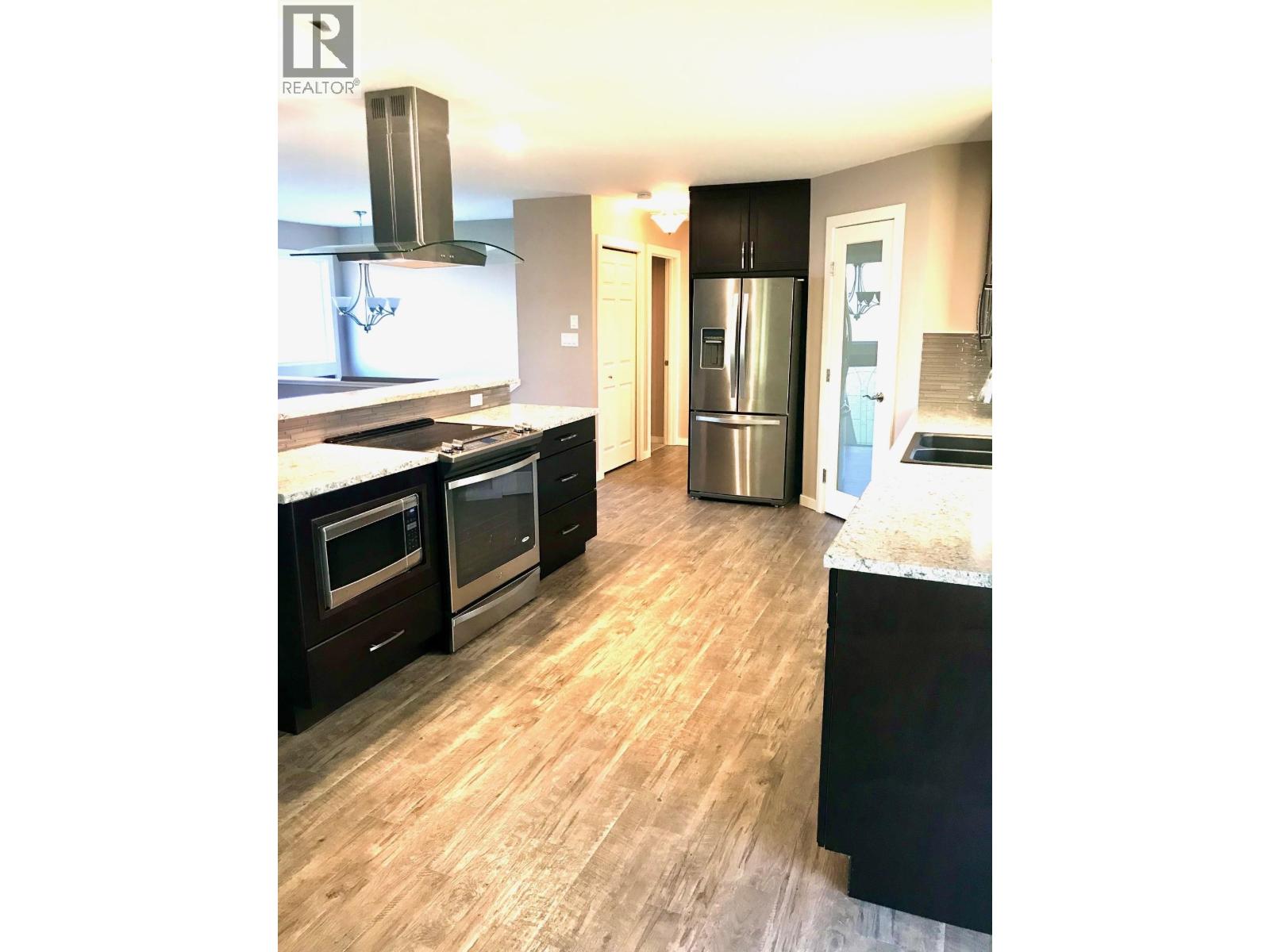 5407 W 54 AVENUE, Fort Nelson