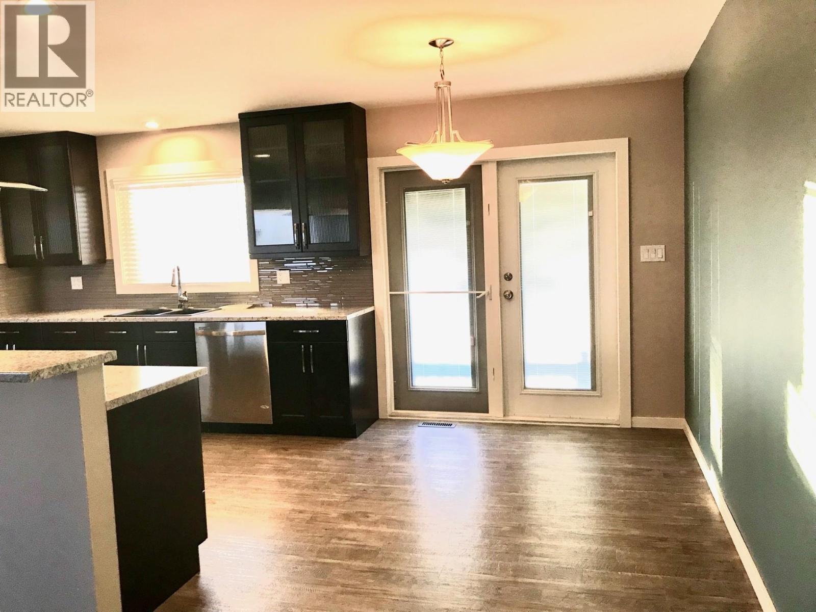 5407 W 54 AVENUE, Fort Nelson