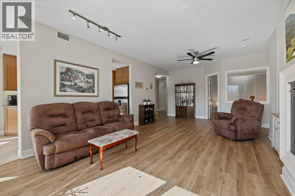 604 1947 Underhill Street, Kelowna