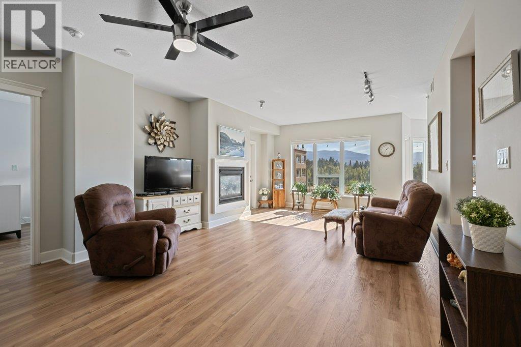 604 1947 Underhill Street, Kelowna