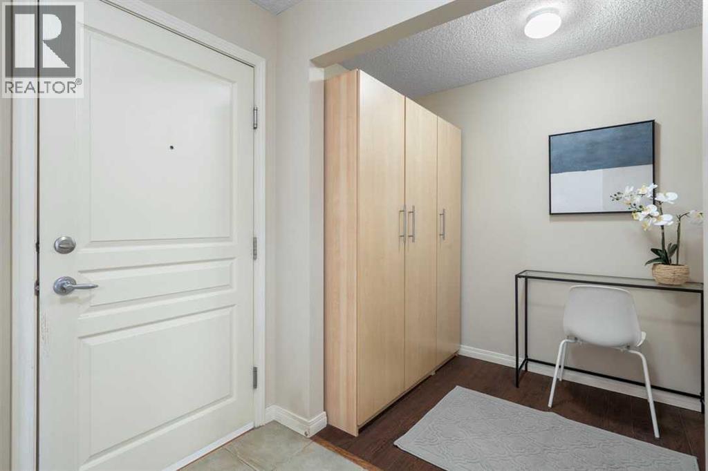 Single Family House for Sale in   Richard Road SW Lincoln Park Calgary 