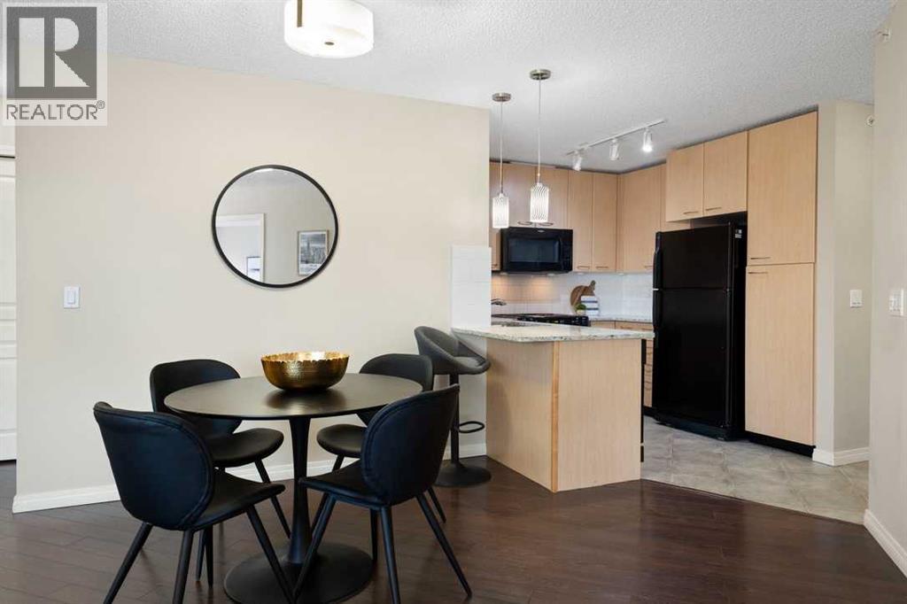 Single Family House for Sale in   Richard Road SW Lincoln Park Calgary 