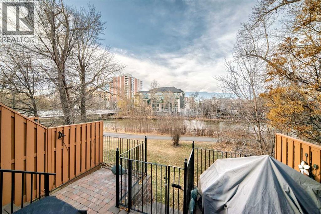 Single Family House for Sale in  Erlton Street SW Erlton Calgary 