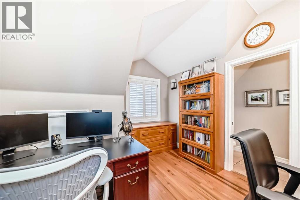 Single Family House for Sale in  Erlton Street SW Erlton Calgary 