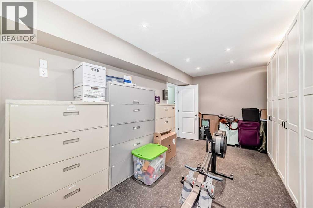 Single Family House for Sale in  Erlton Street SW Erlton Calgary 