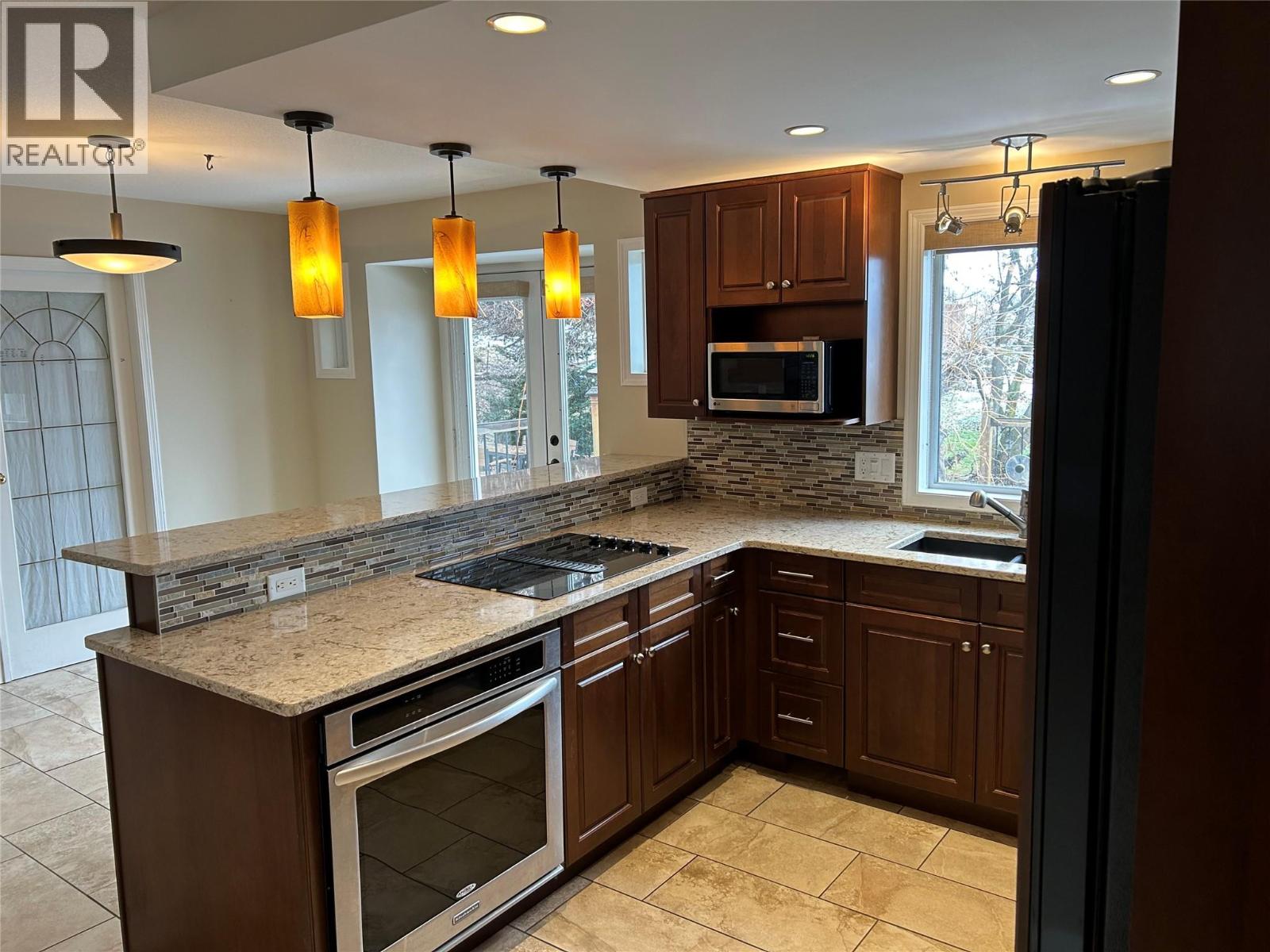 1220 MUNSON Avenue, Penticton