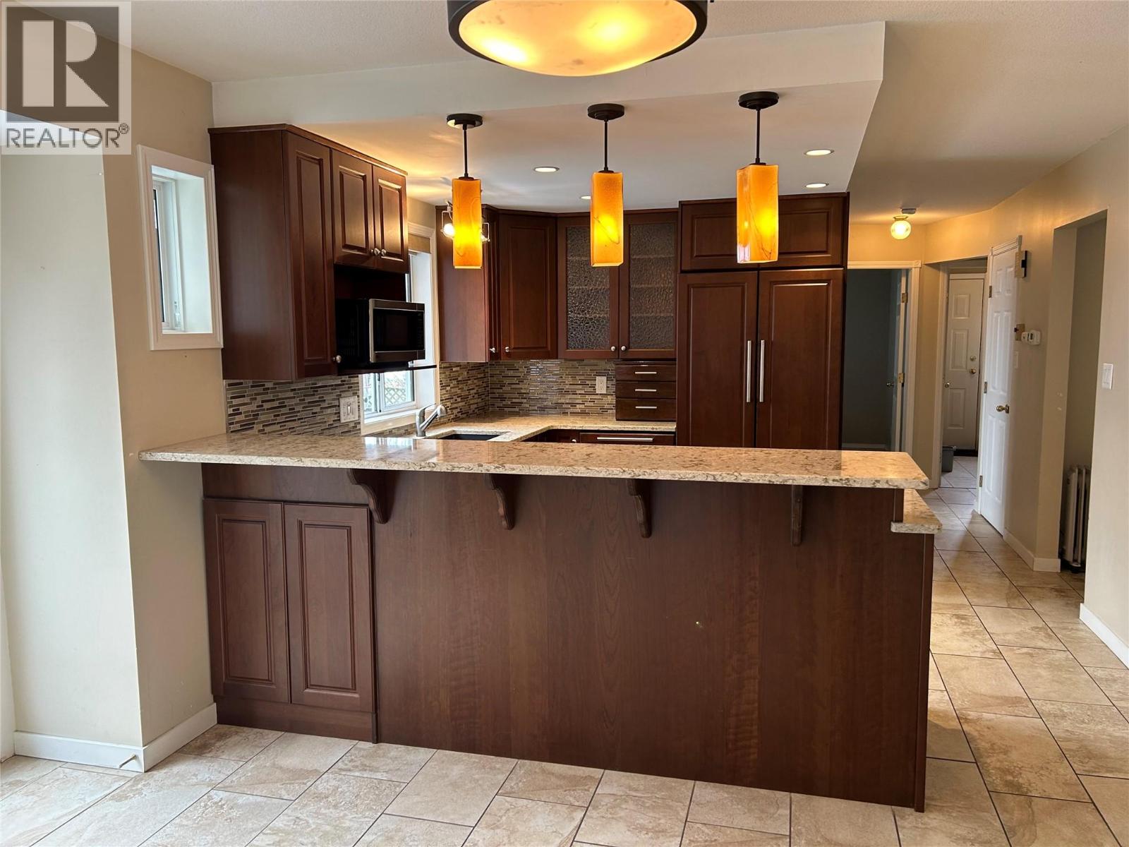 1220 MUNSON Avenue, Penticton