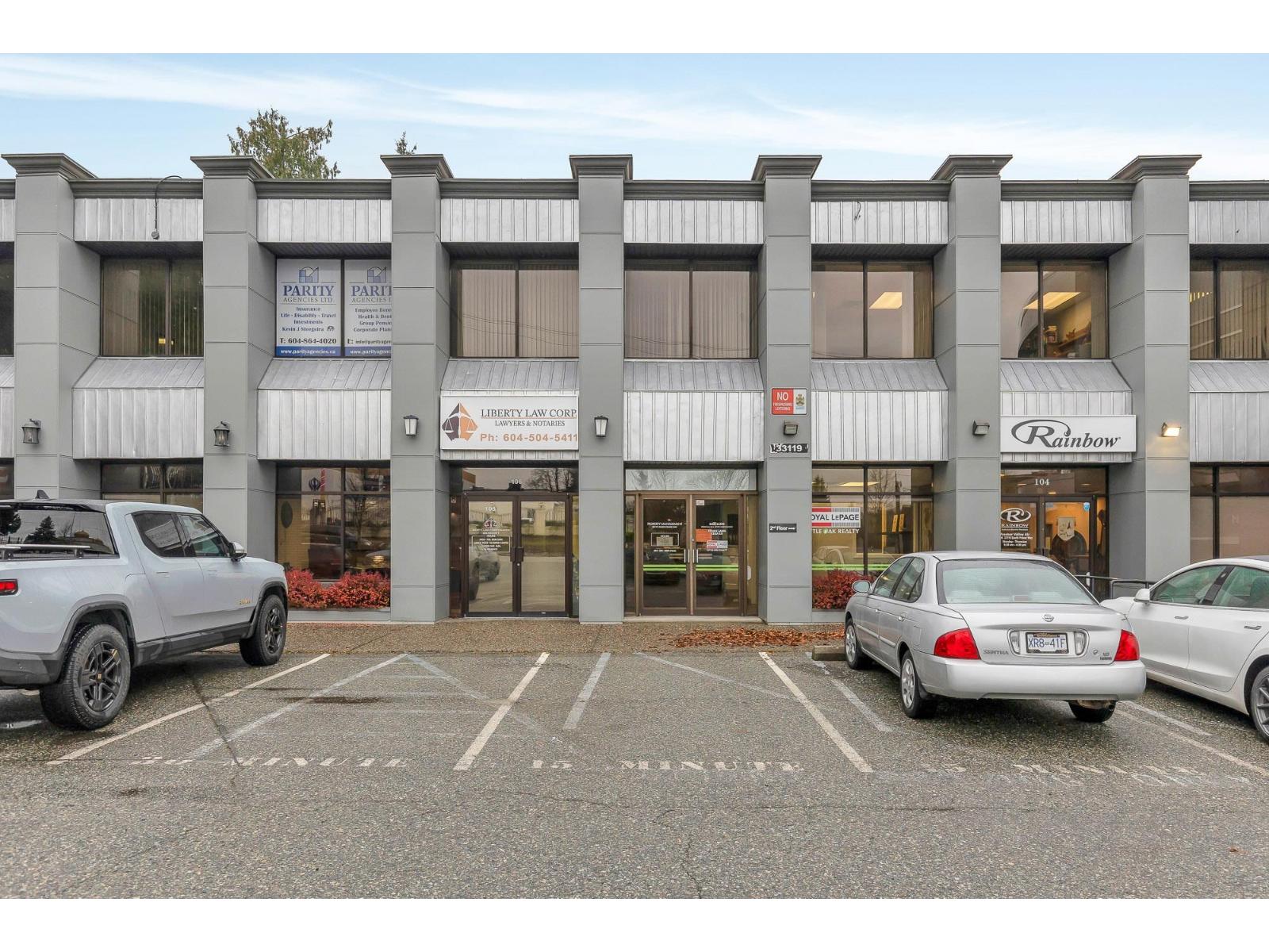 206 33119 SOUTH FRASER WAY, Abbotsford