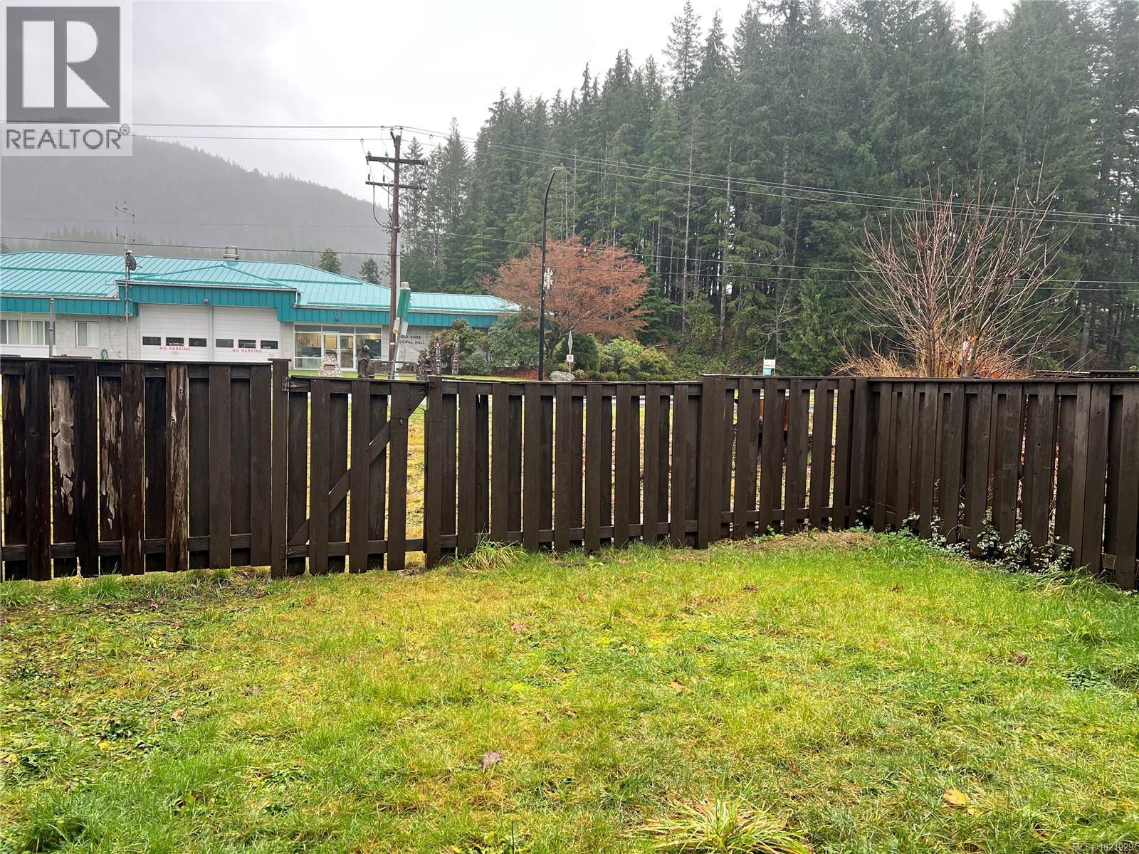 25 500 Muchalat Pl, Gold River