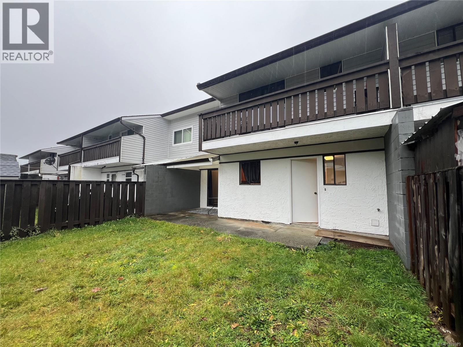 25 500 Muchalat Pl, Gold River