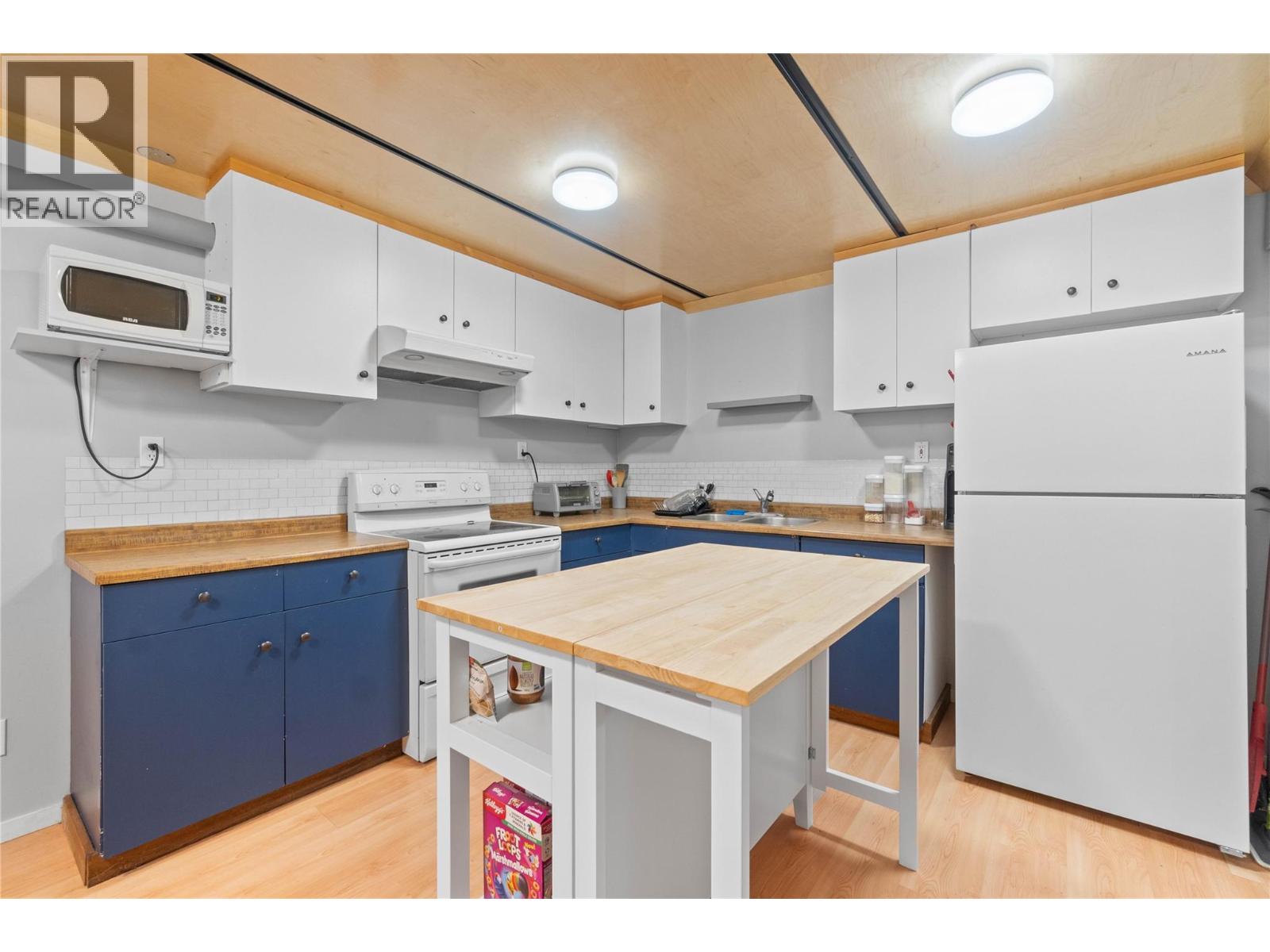  3091 28 Avenue Northeast, Salmon Arm