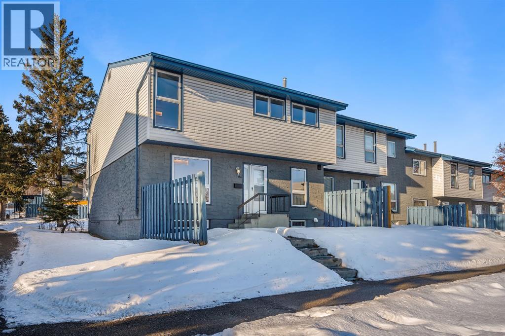 Single Family House for Sale in    Street NW Thorncliffe Calgary 