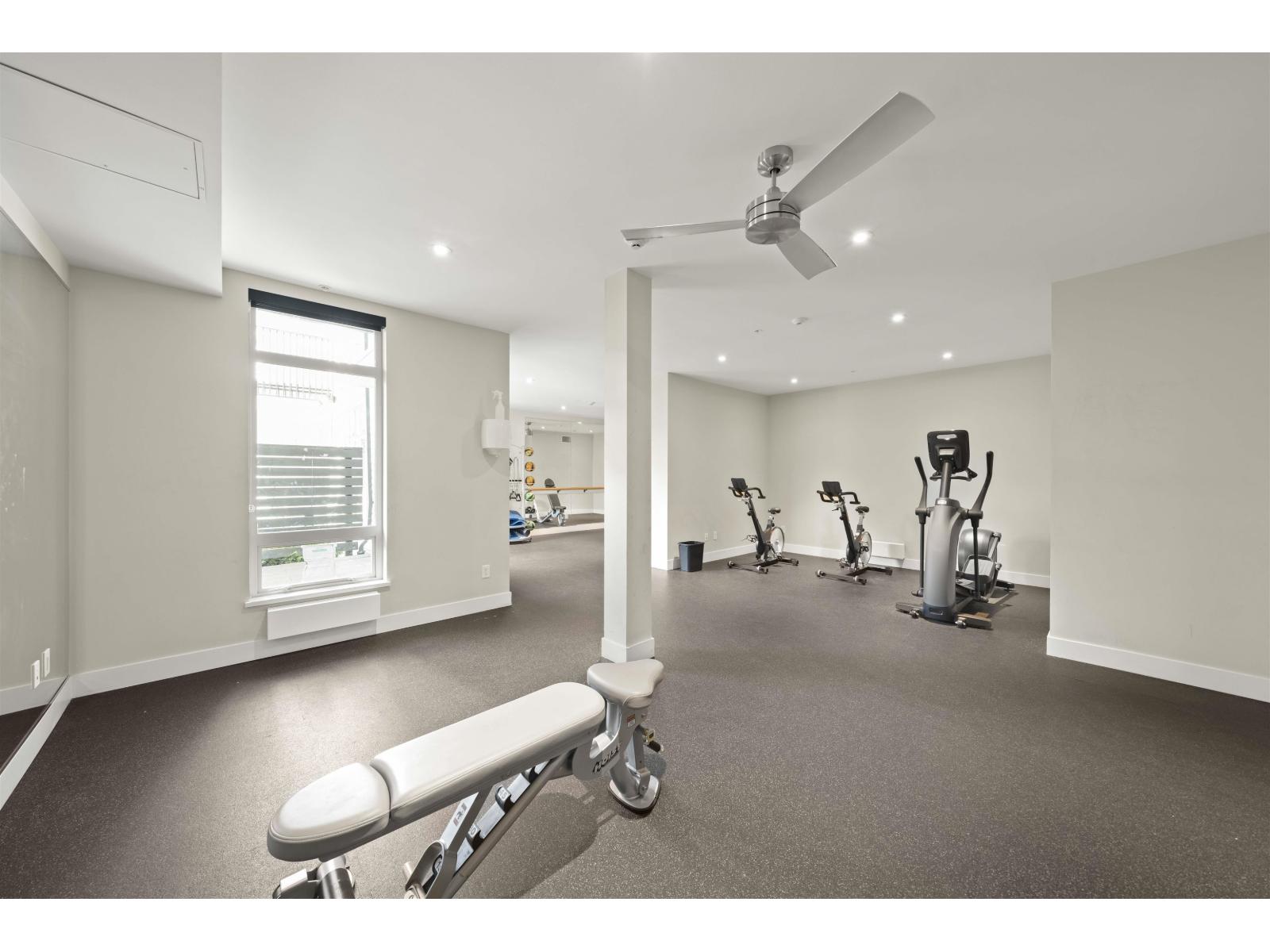 201 13933 105 BOULEVARD, Surrey