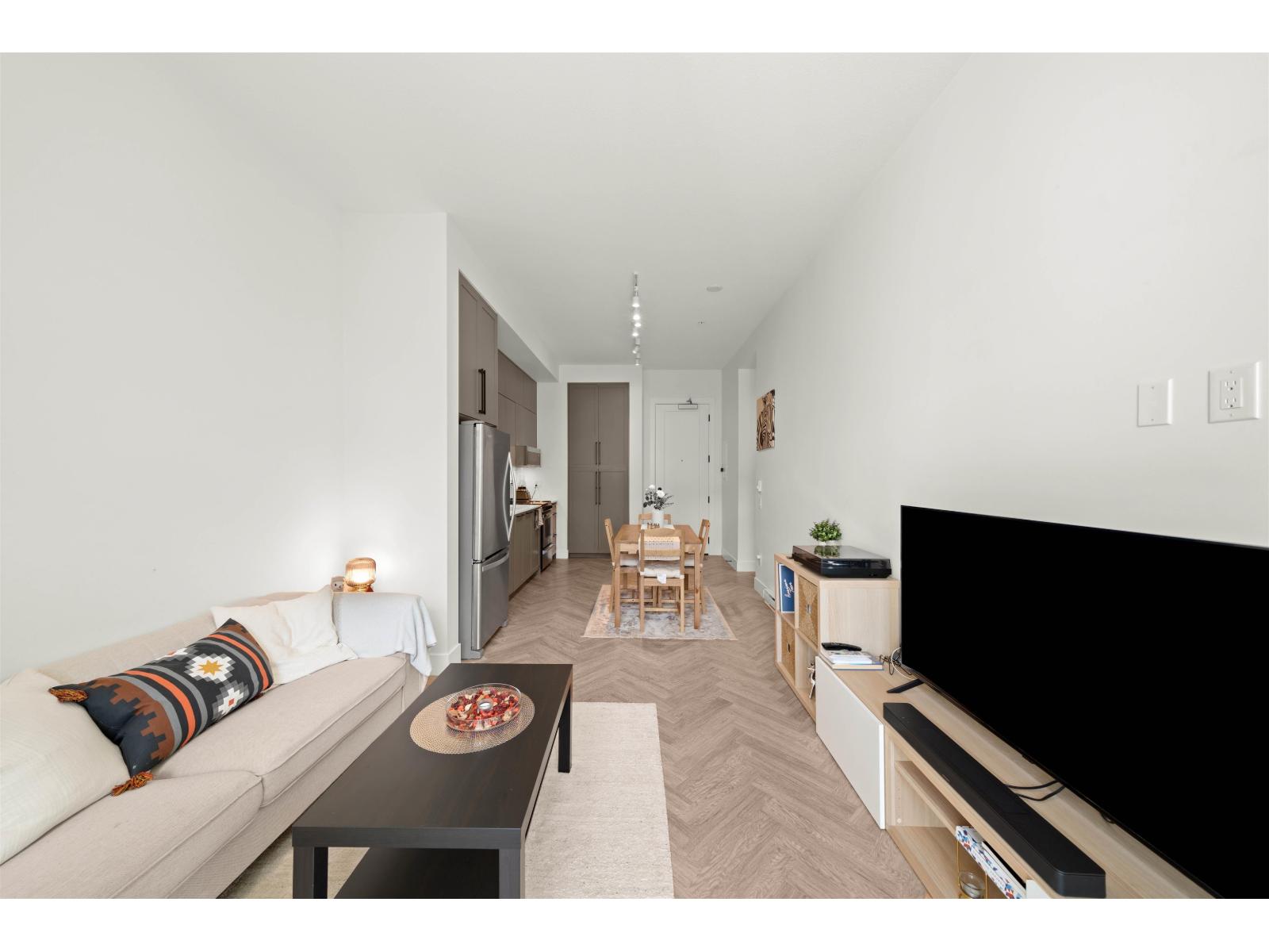 201 13933 105 BOULEVARD, Surrey