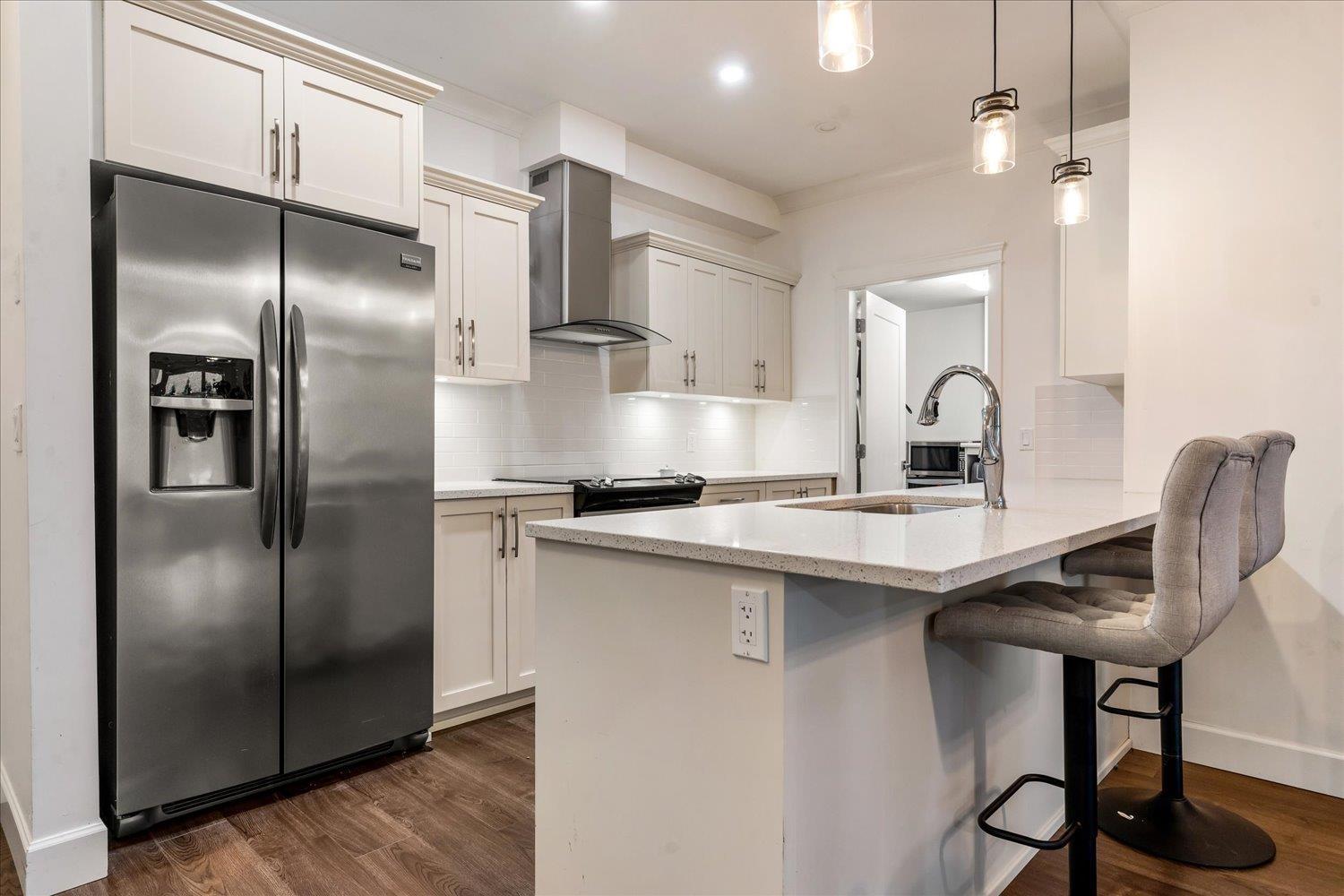 110 45746 KEITH WILSON ROAD, Vedder Crossing, Chilliwack