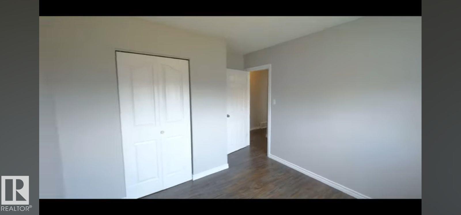 11319 137 AV NW - 14
