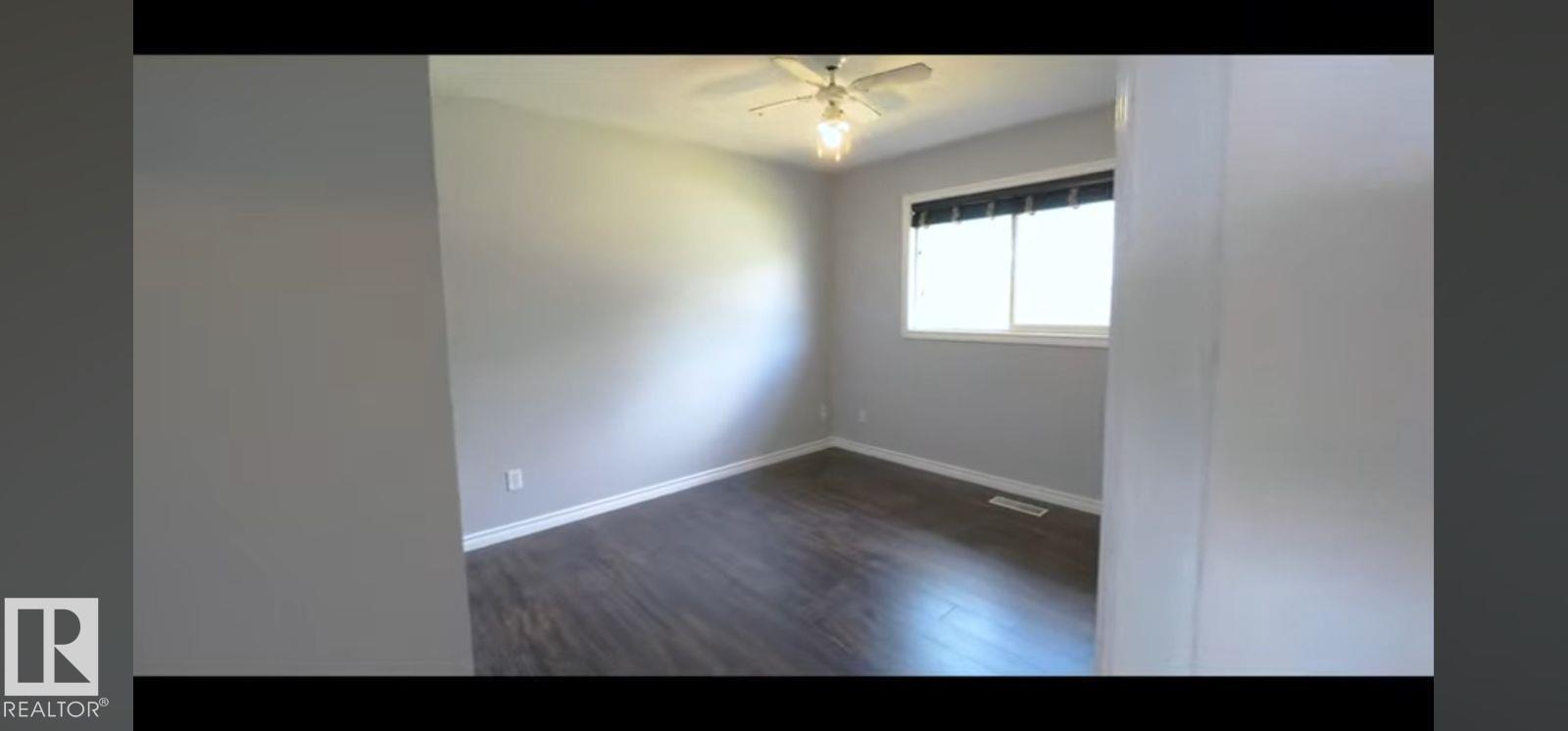 11319 137 AV NW - 15