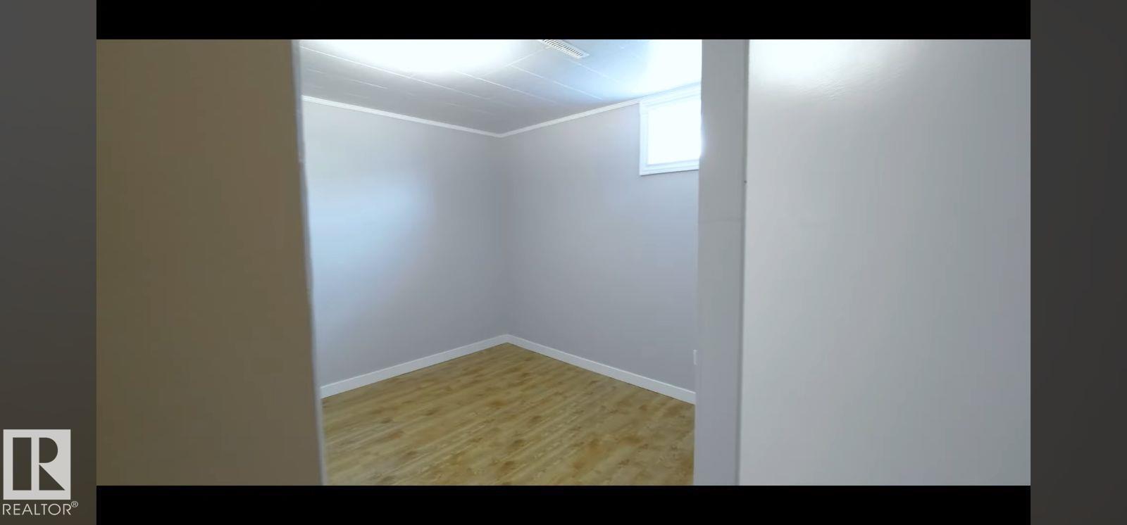 11319 137 AV NW - 29