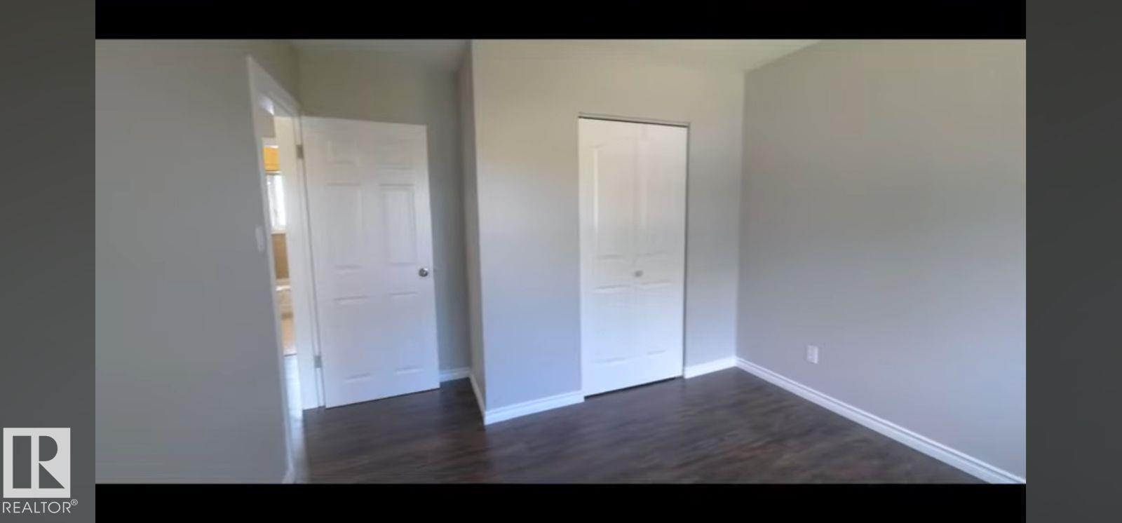 11319 137 AV NW - 36
