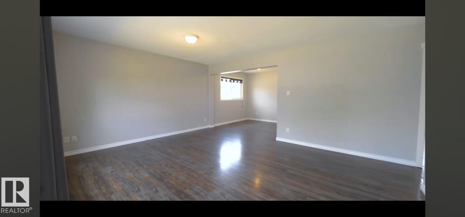 11319 137 AV NW - 5