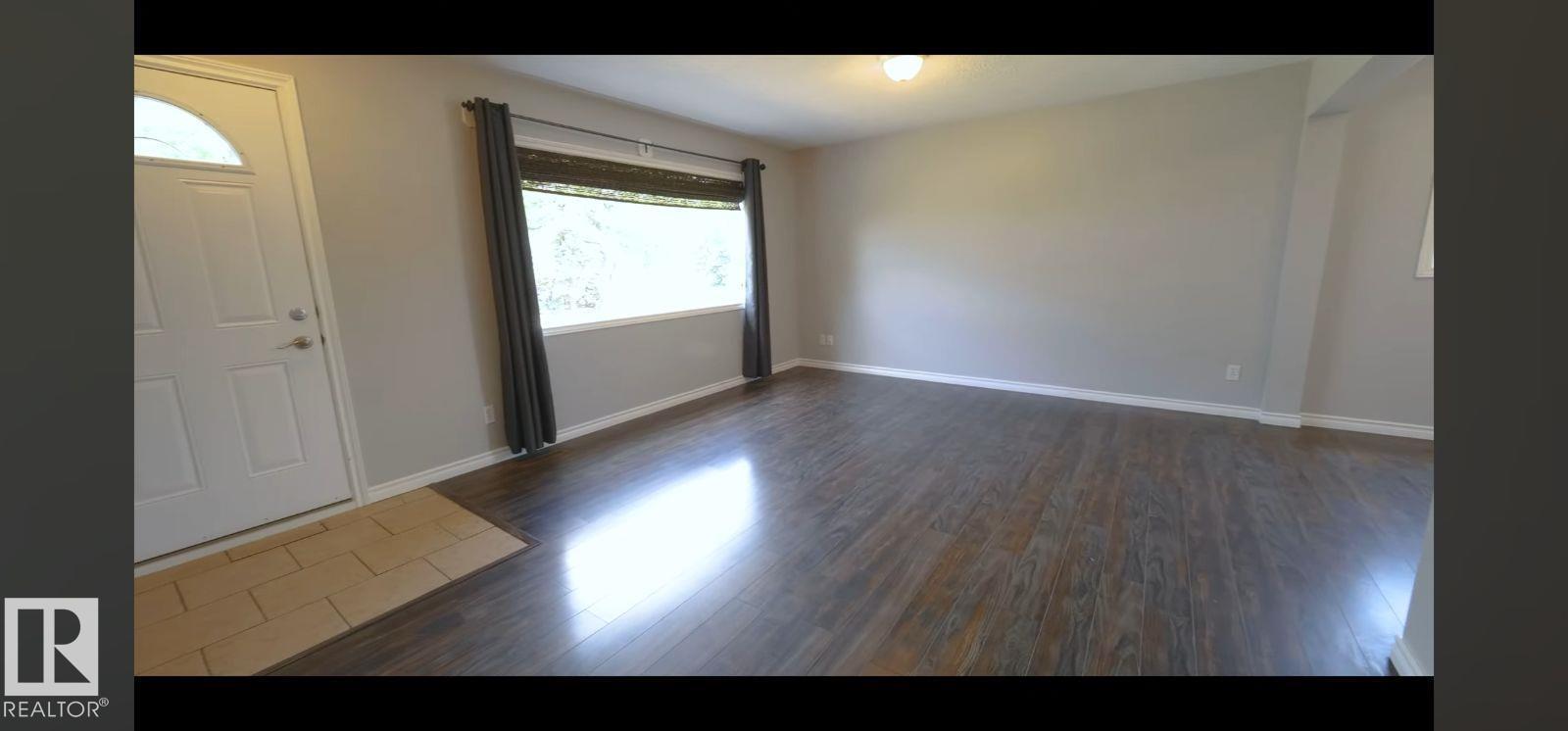 11319 137 AV NW - 6