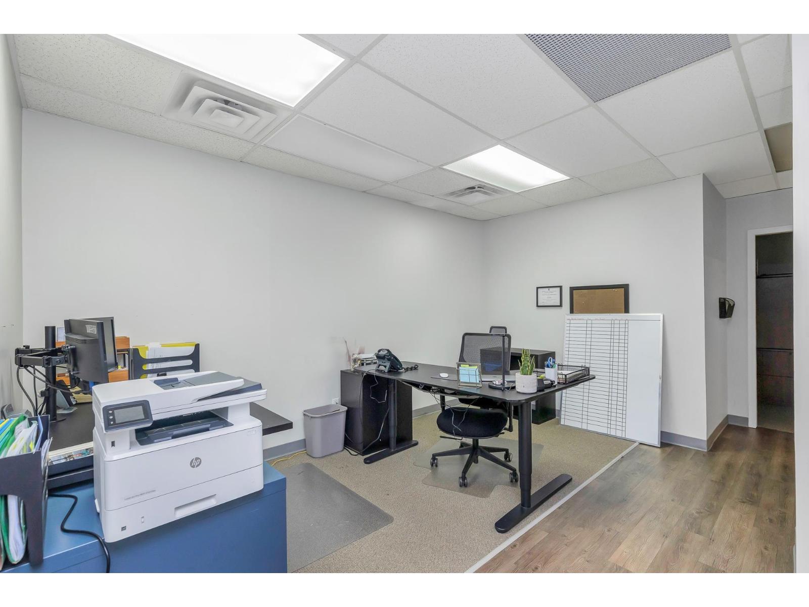 1 33119 SOUTH FRASER WAY, Abbotsford