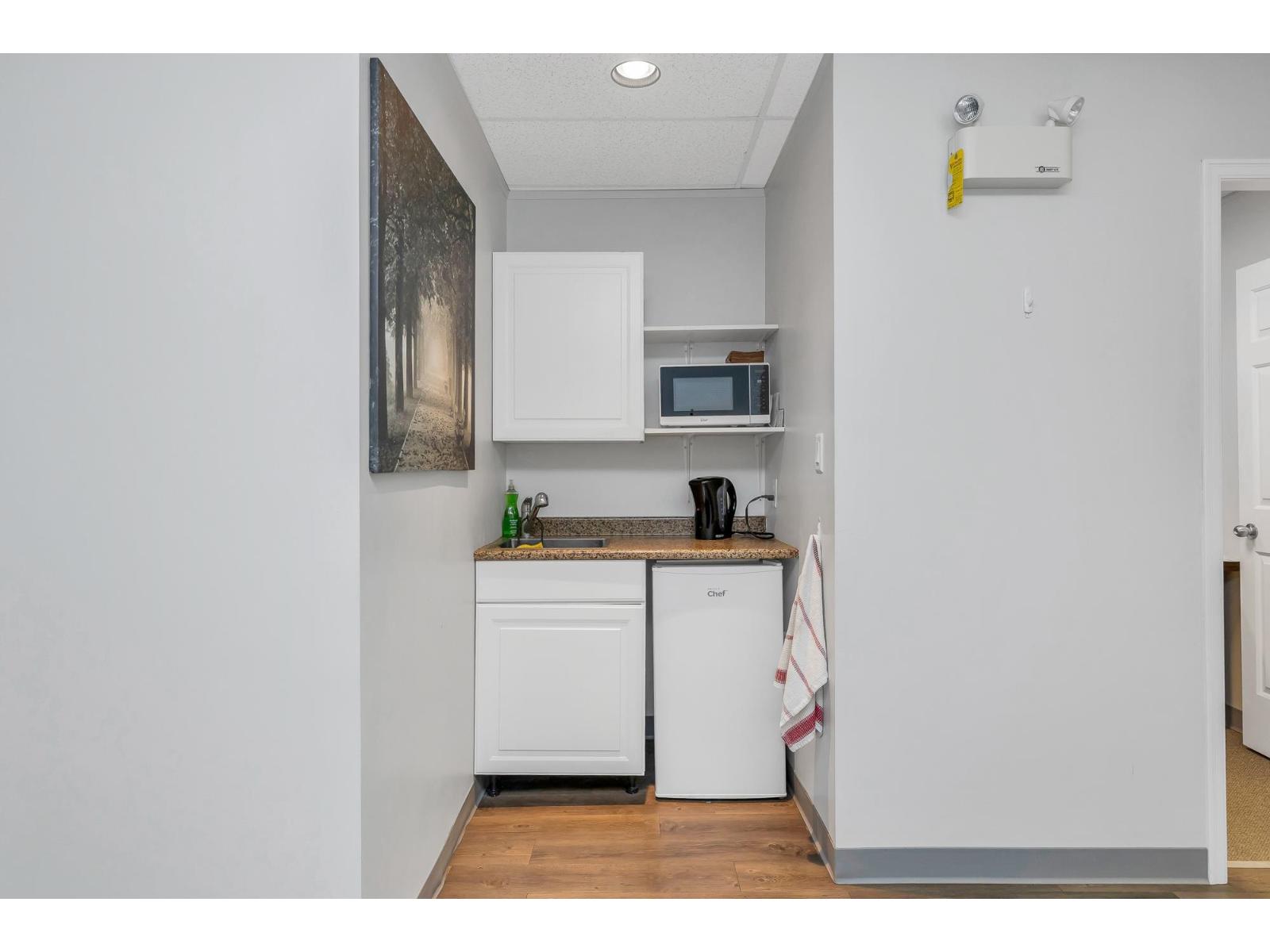 1 33119 SOUTH FRASER WAY, Abbotsford