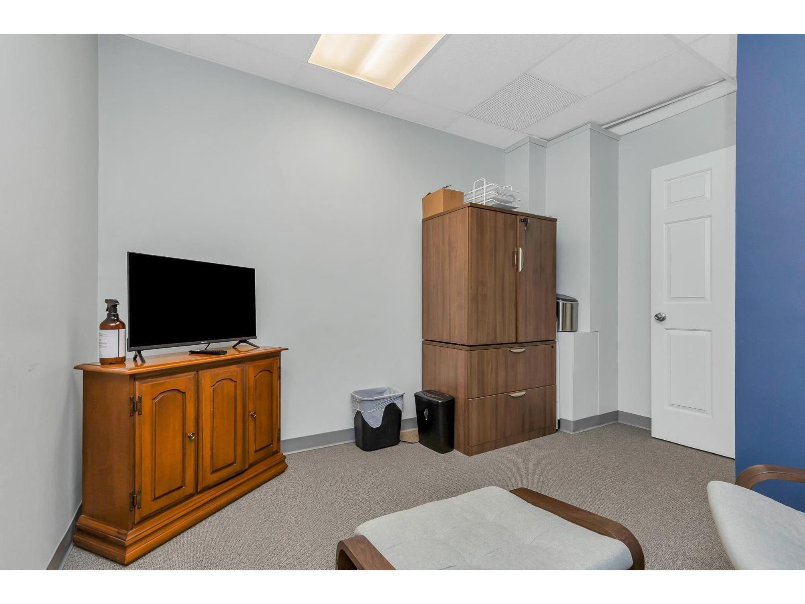 1 33119 SOUTH FRASER WAY, Abbotsford