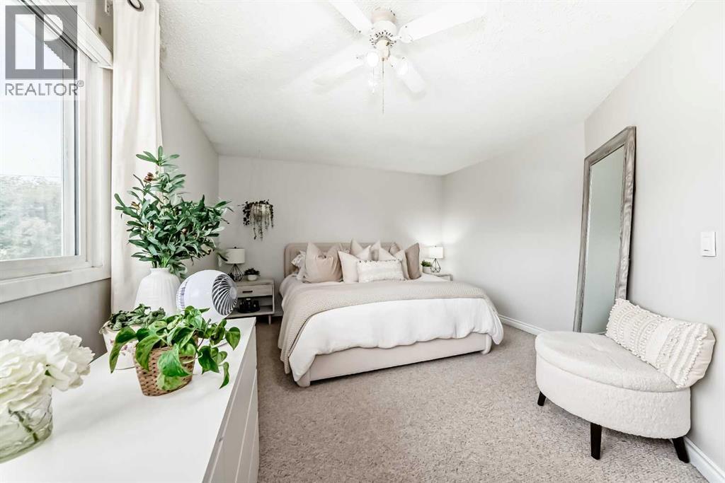 Single Family House for Sale in    Street NE Huntington Hills Calgary 