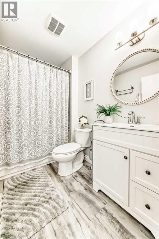 Single Family House for Sale in    Street NE Huntington Hills Calgary 