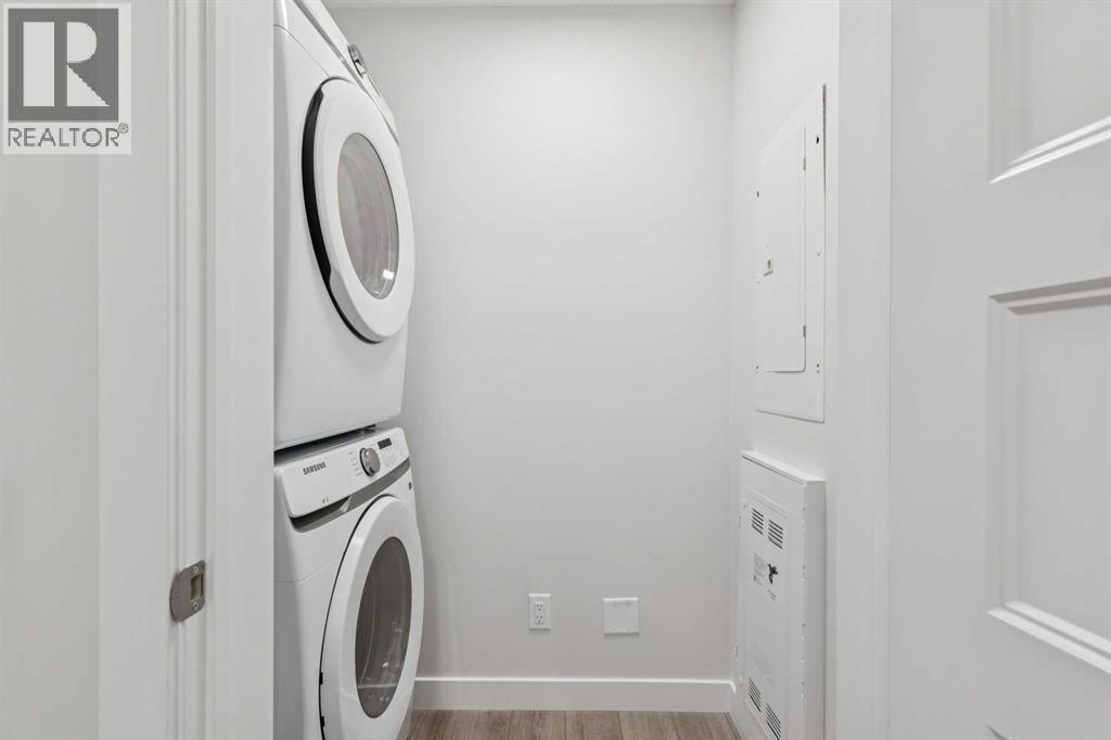 Single Family House for Sale in    Street SW Springbank Hill Calgary 