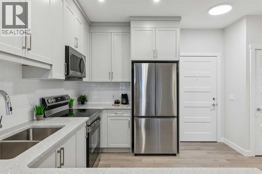 Single Family House for Sale in    Street SW Springbank Hill Calgary 