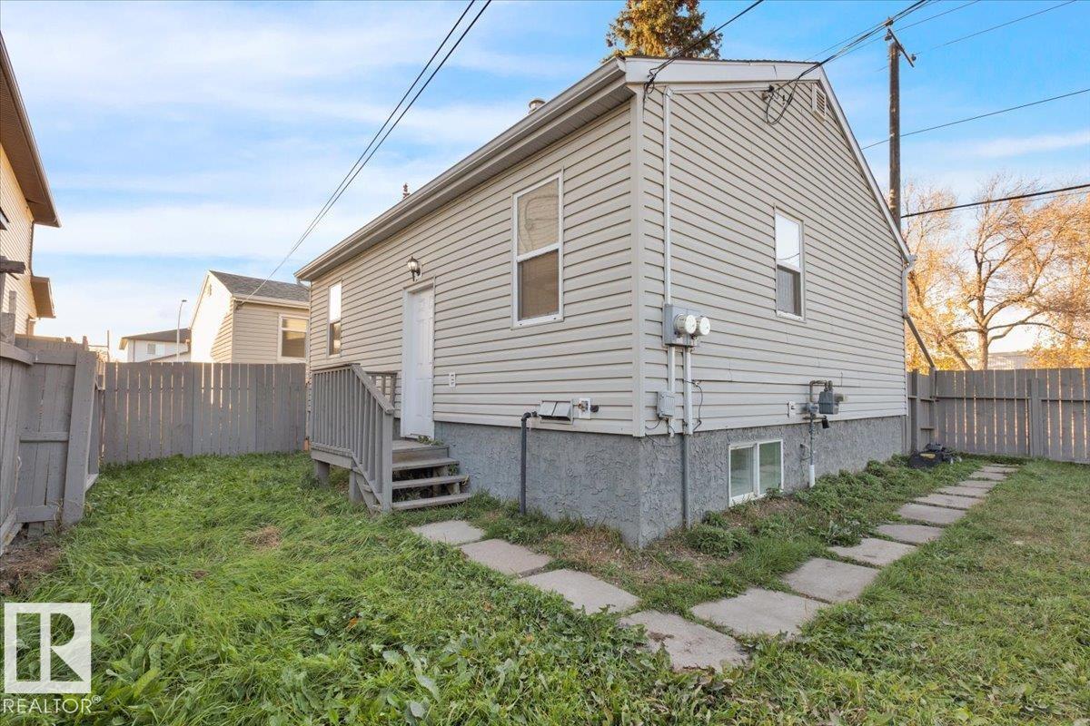 10345 159 ST NW, Edmonton