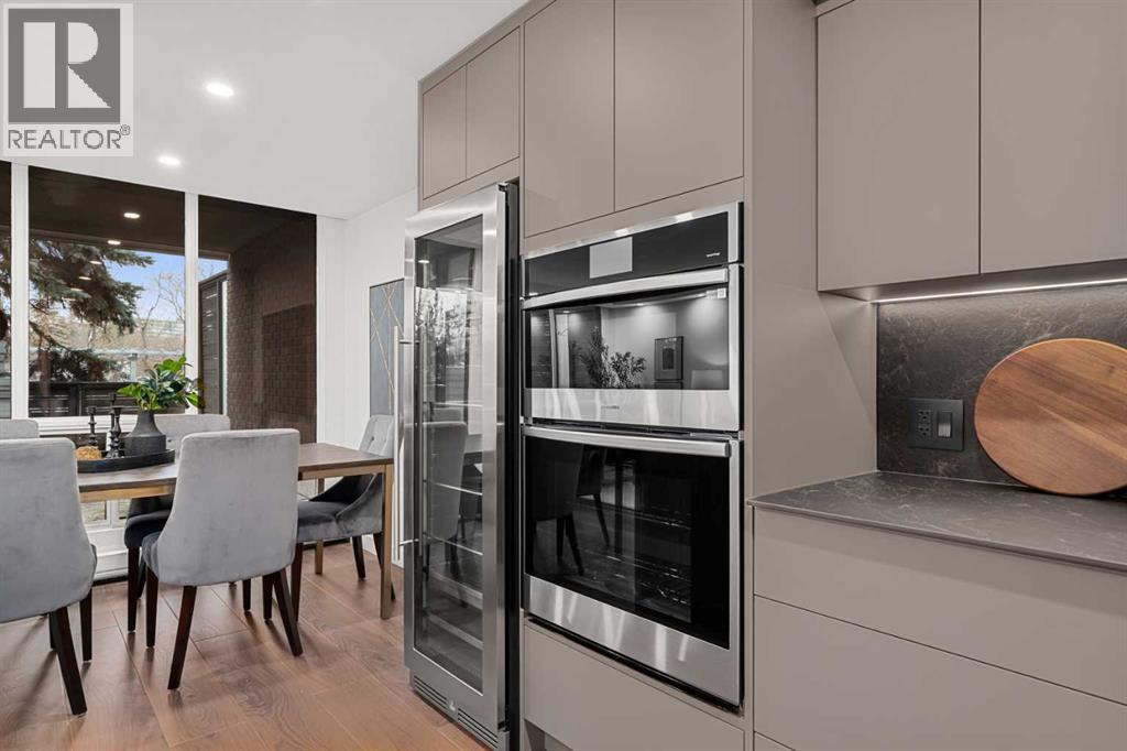 Single Family House Multi-level for Sale in    Avenue SW Mission Calgary 