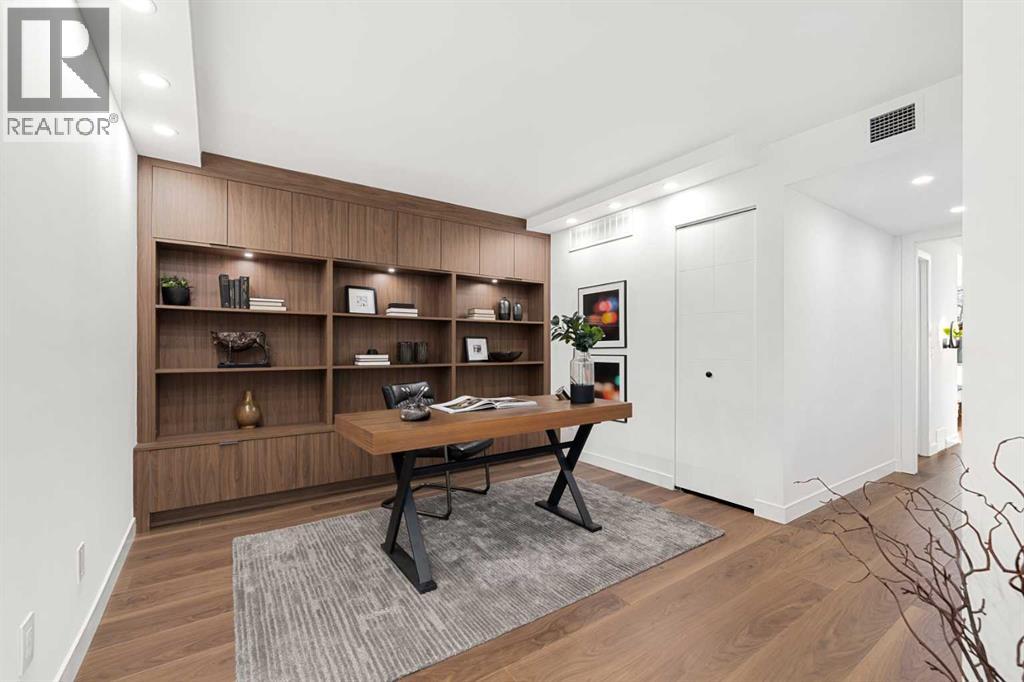 Single Family House Multi-level for Sale in    Avenue SW Mission Calgary 