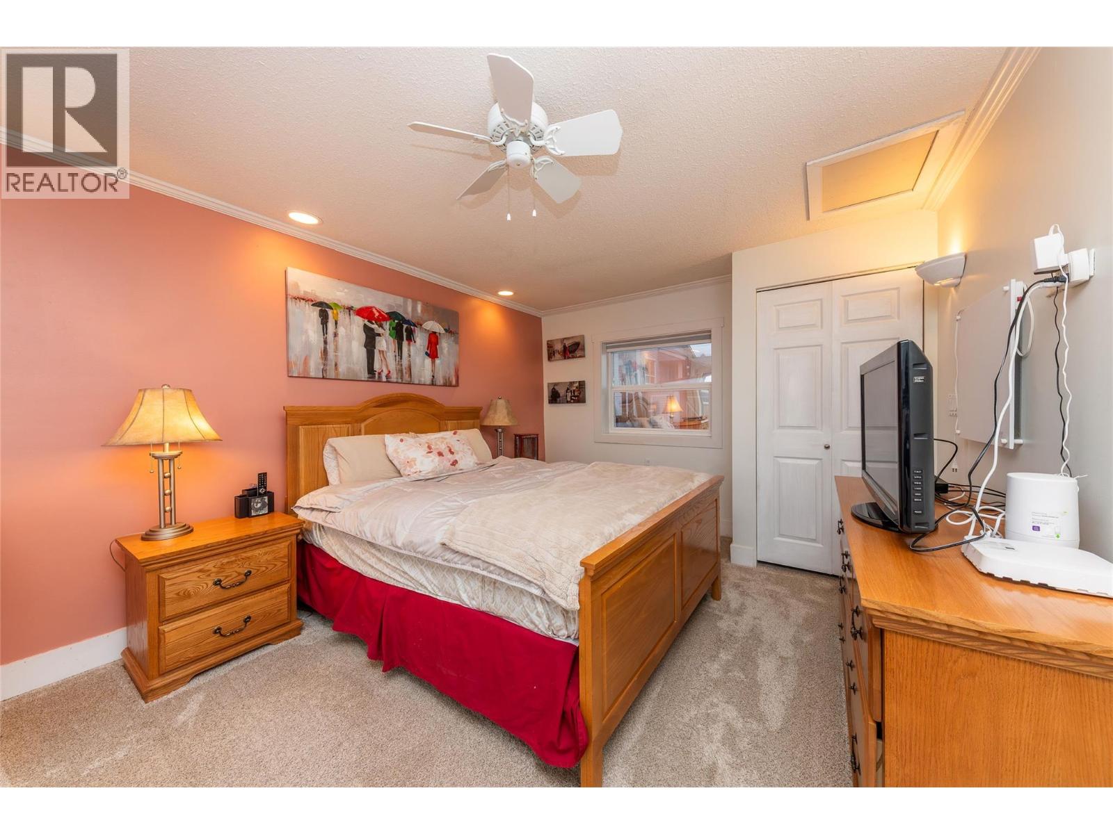 867 COLUMBIA STREET - 23