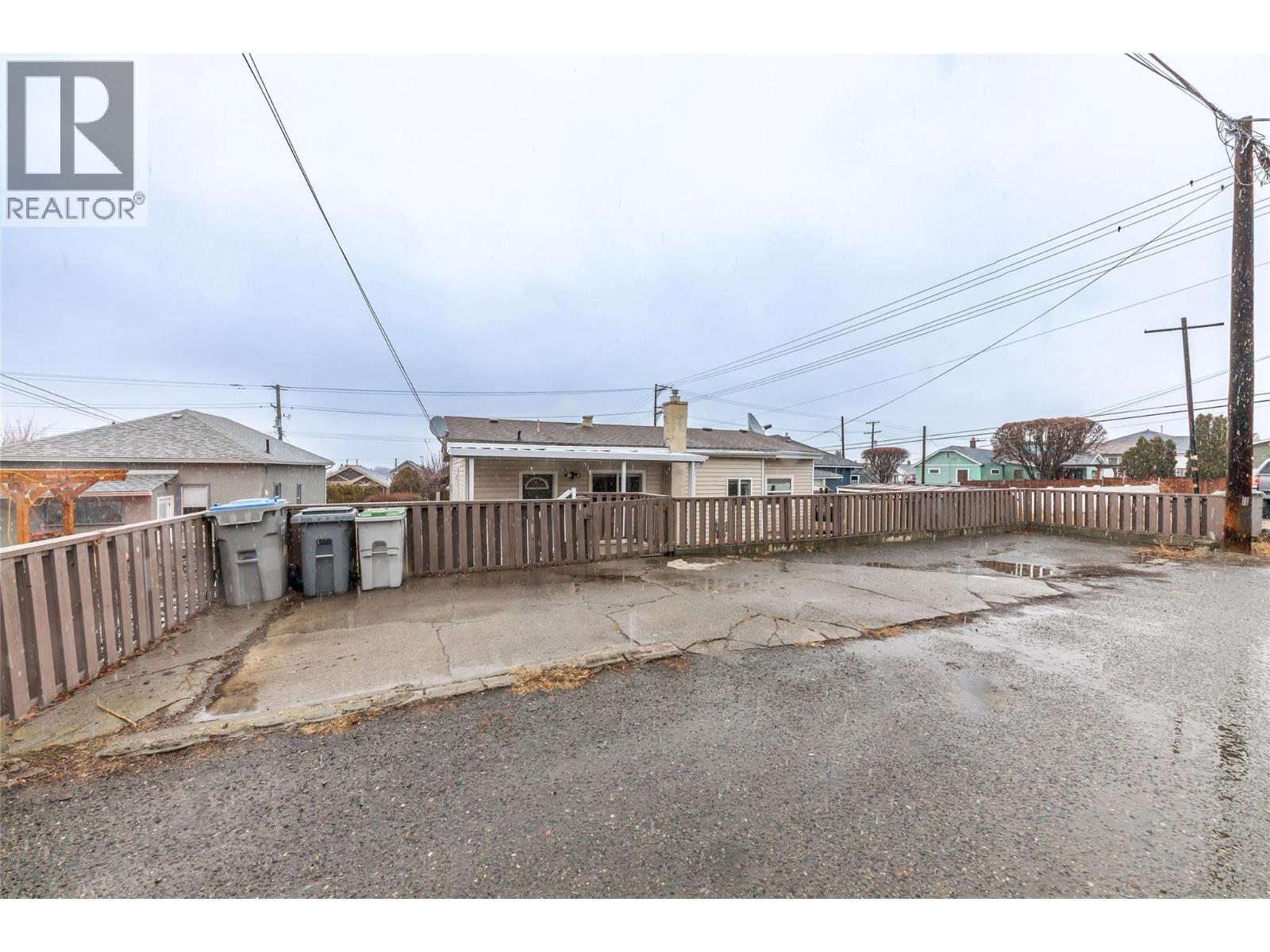 867 COLUMBIA STREET - 34