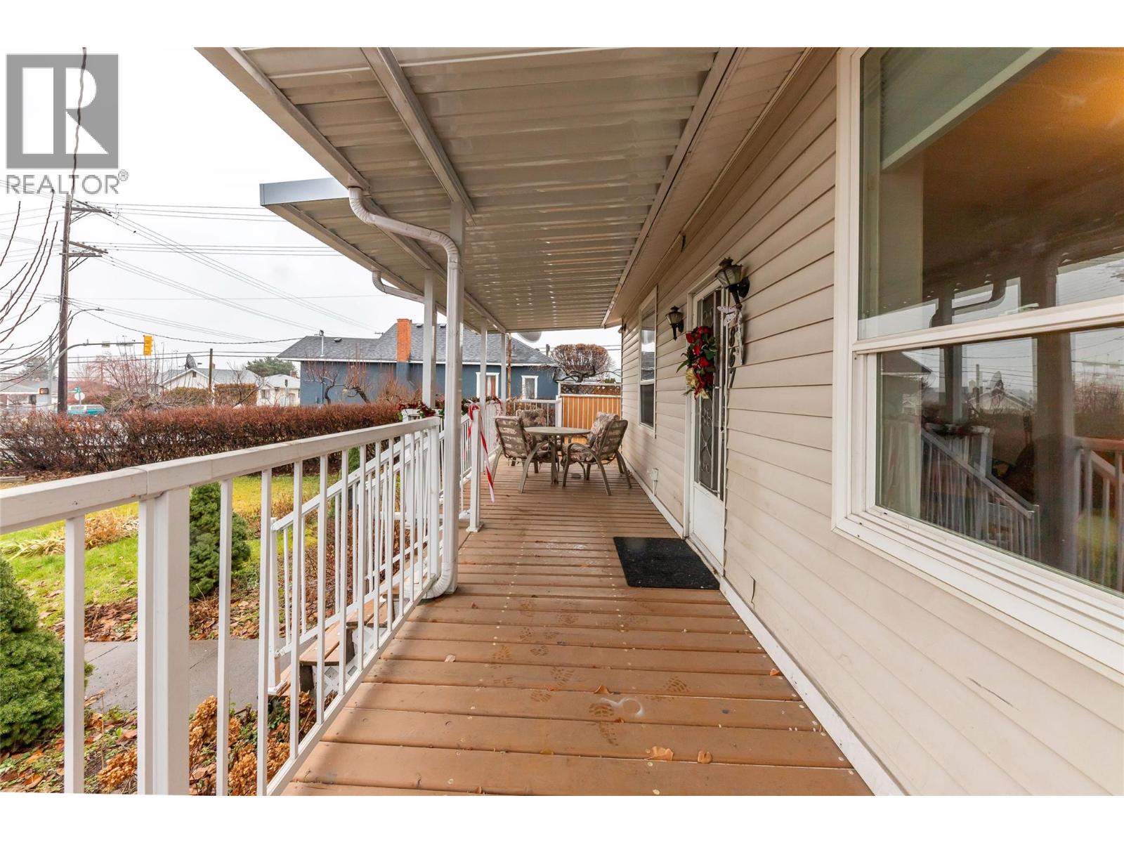 867 COLUMBIA STREET - 6