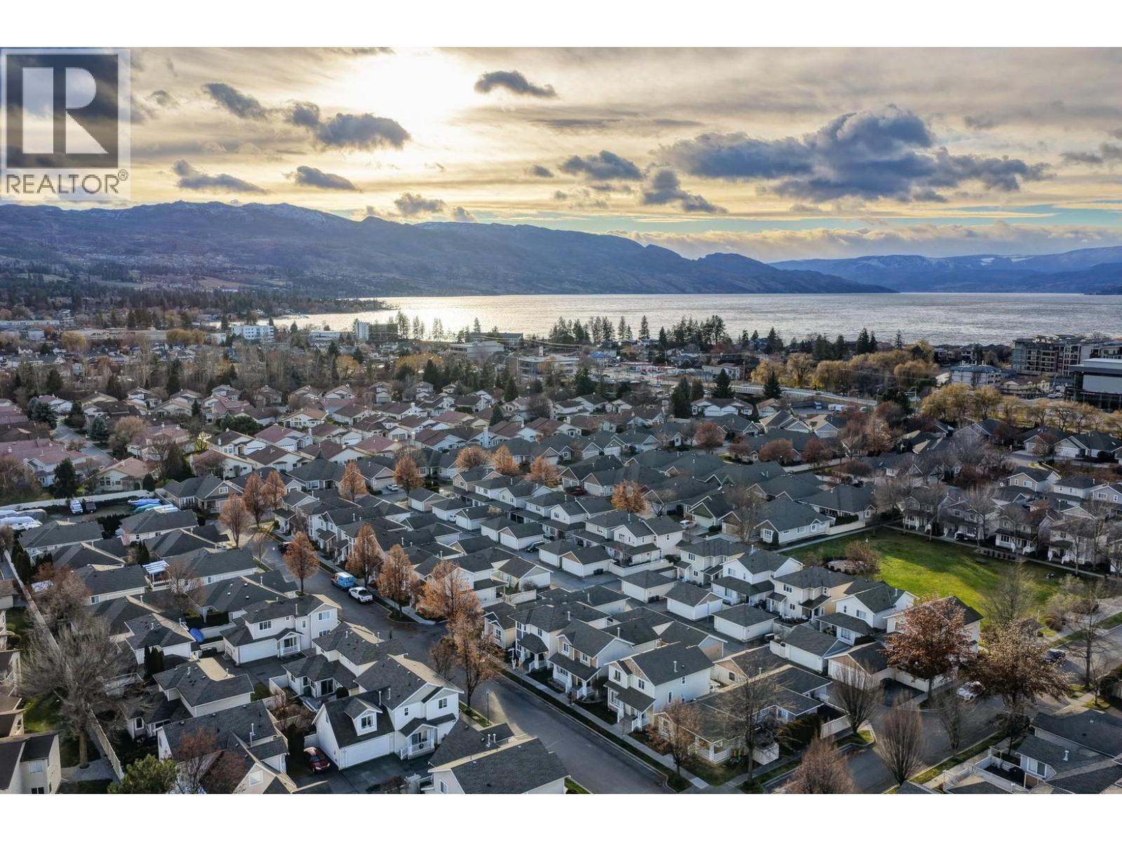 413 665 Cook Road, Kelowna